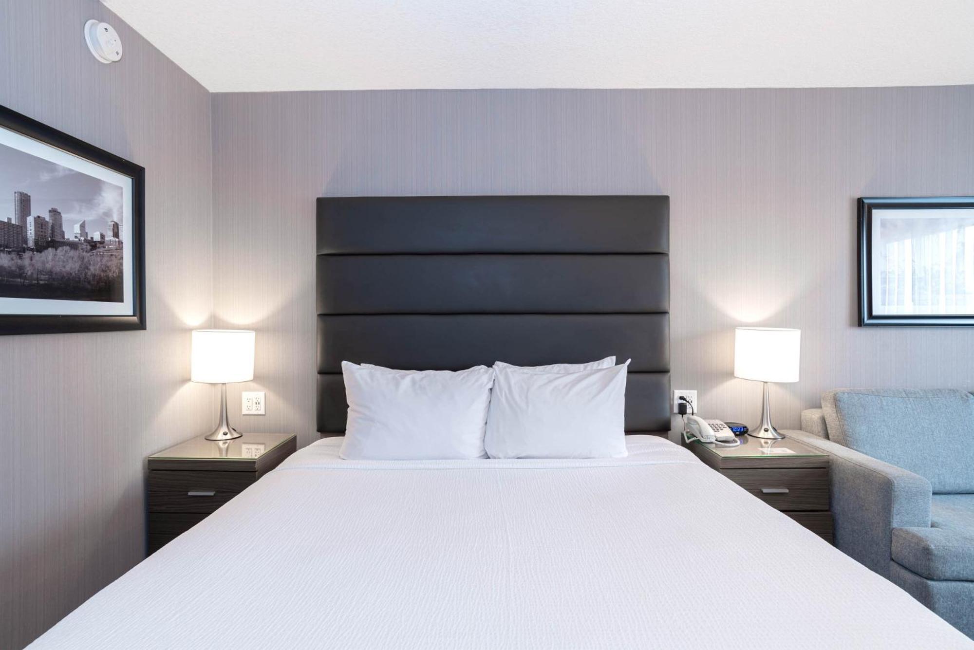 Sandman Hotel Edmonton West Eksteriør billede