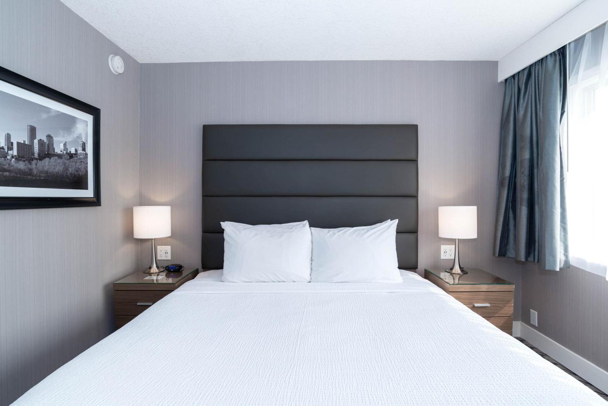 Sandman Hotel Edmonton West Eksteriør billede