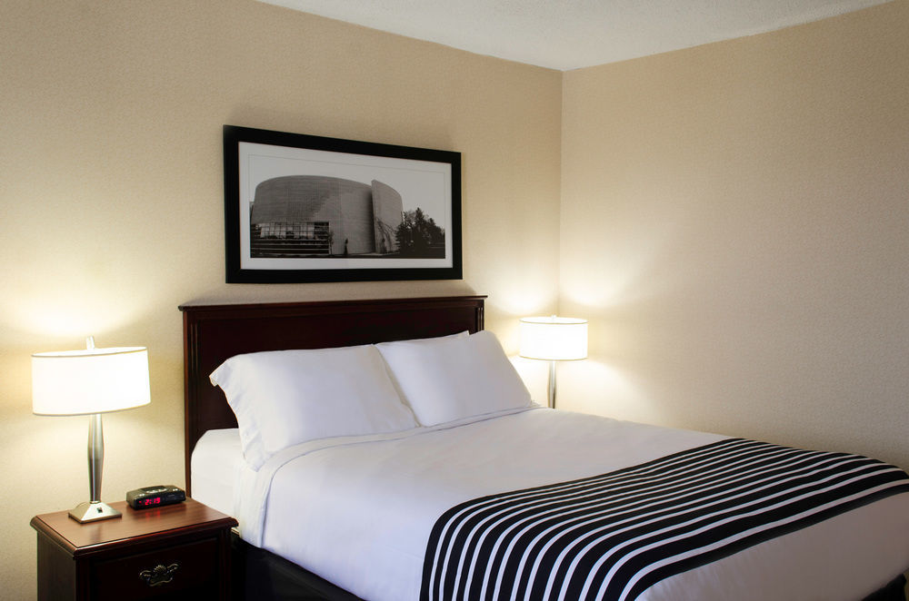 Sandman Hotel Edmonton West Eksteriør billede